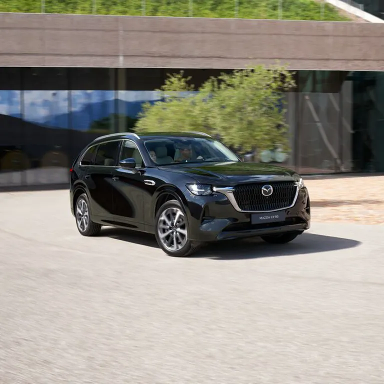 Medium 2023 Cx 80 Ger Lhd Jbc08 Ext Fq Jetblack Int Premiummodern Whitenappaleather High Phev Withtalents Until Mar6th2027 V2