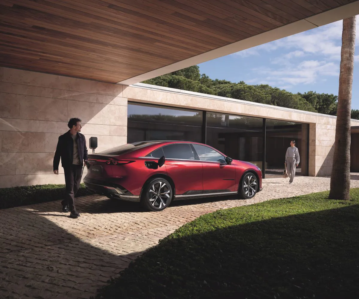 Technology New Image 1200X1000