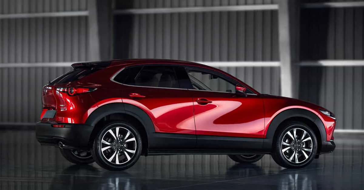 2019 Cx30 Campaign Som Reveal Exterior Tw Min