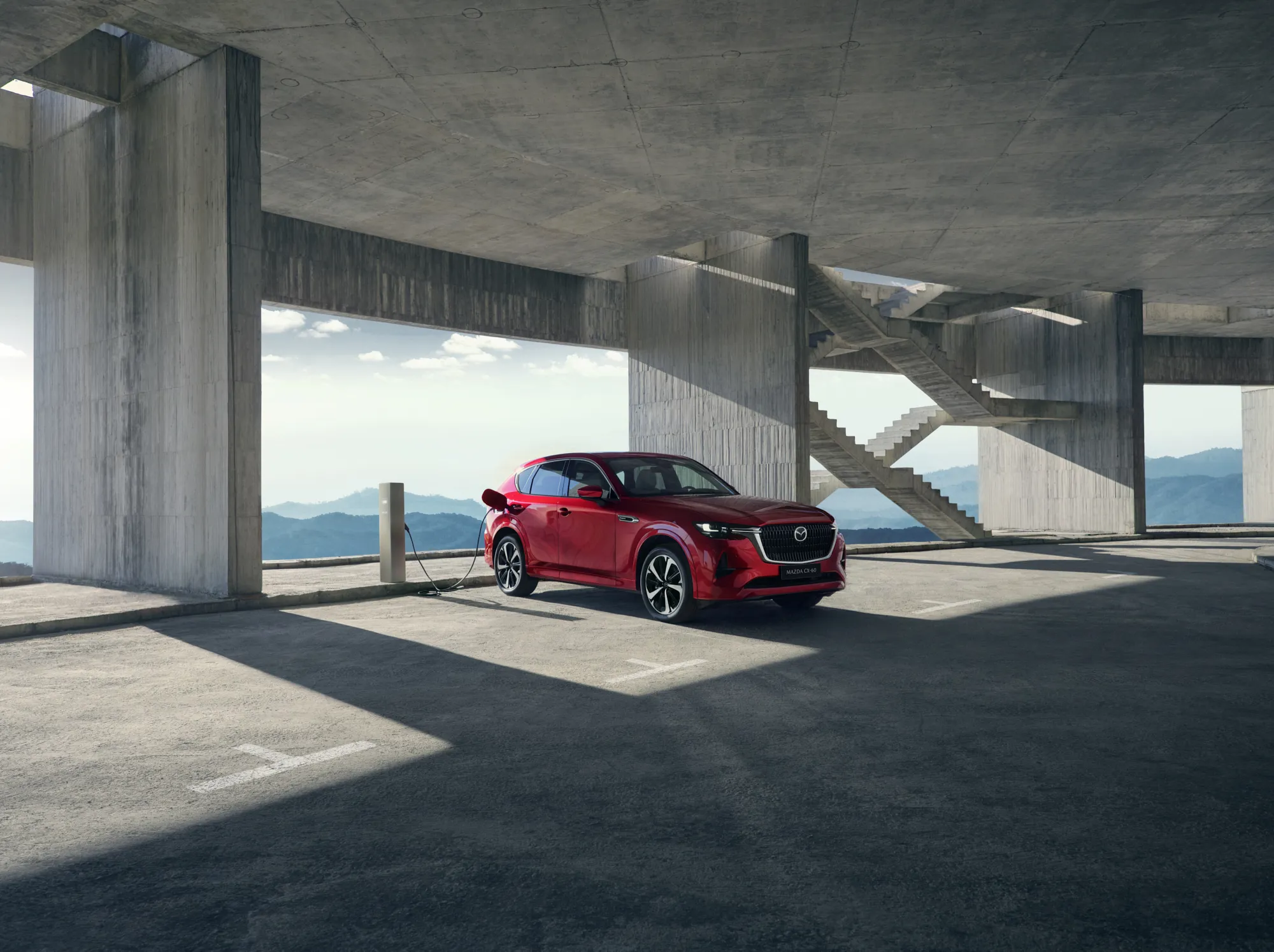 2025 CX 60 IPM1 Sideshot 04 Including Parking Lines
