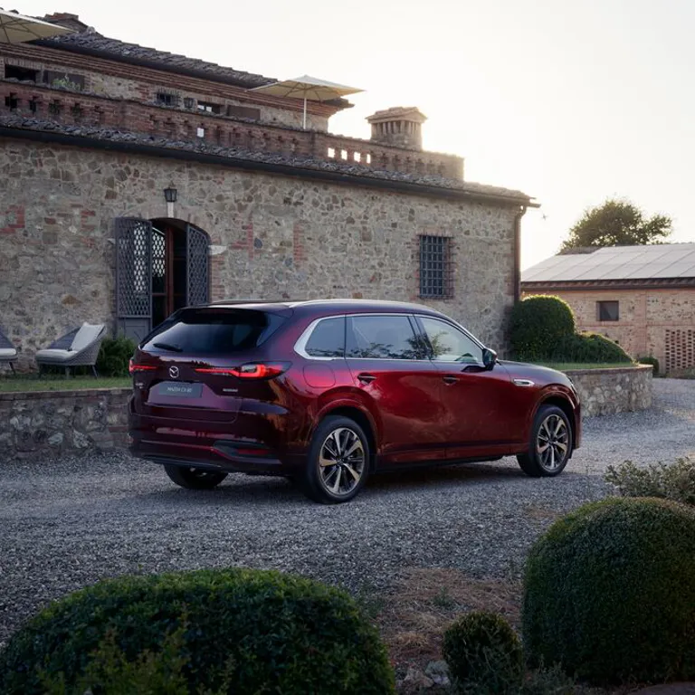 Medium 2023 Cx 80 Ger Lhd C012 Ext Rq Artisanred Int Premiummodern Whitenappaleather High Phev